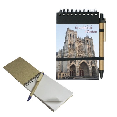 Plus de détails sur CARNET AMIENS CATHEDRALE